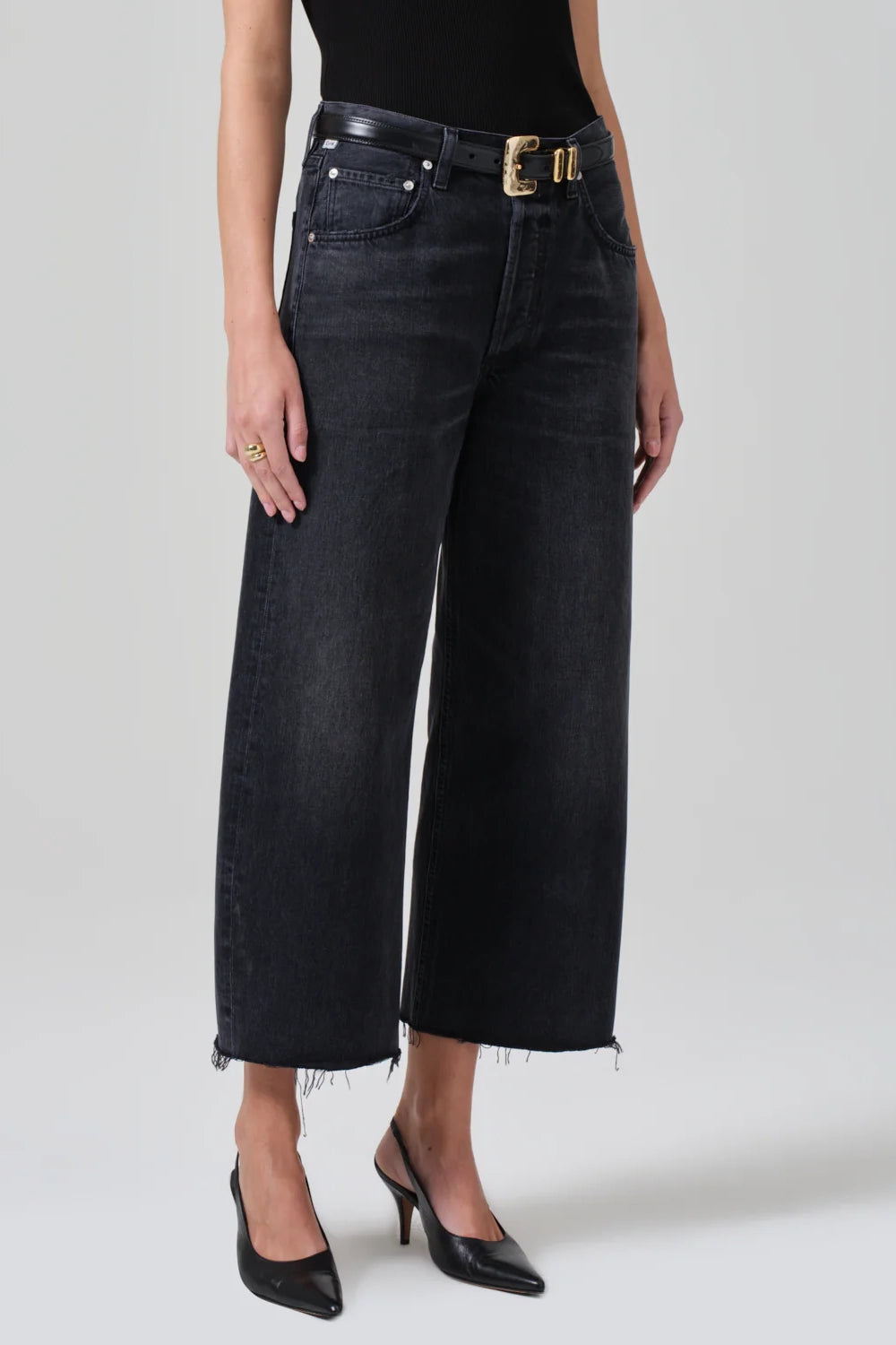 Eon Grâce Raw Hem Crop Jean