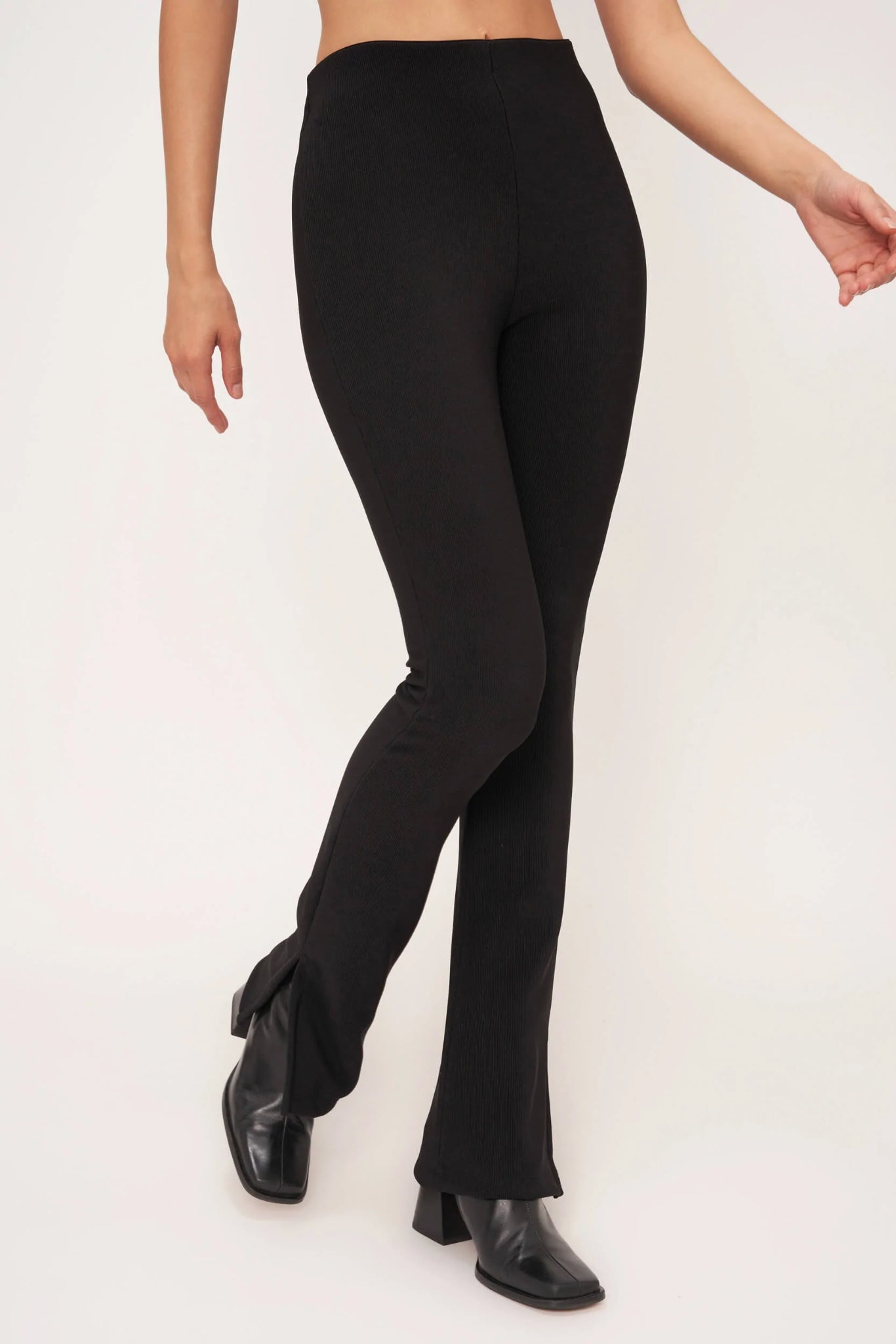 Seta Side Slit Pant