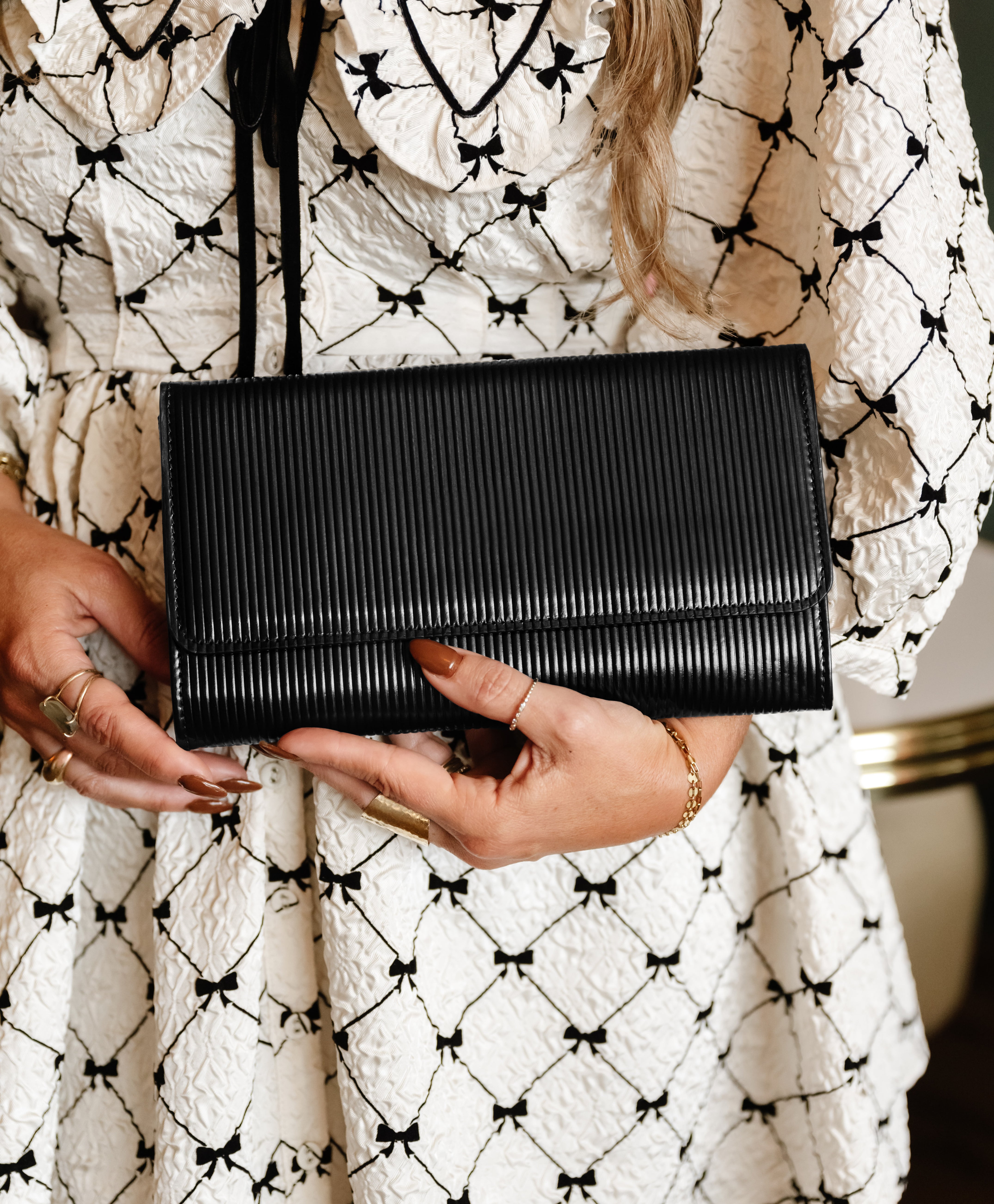 Velluto Mood Clutch